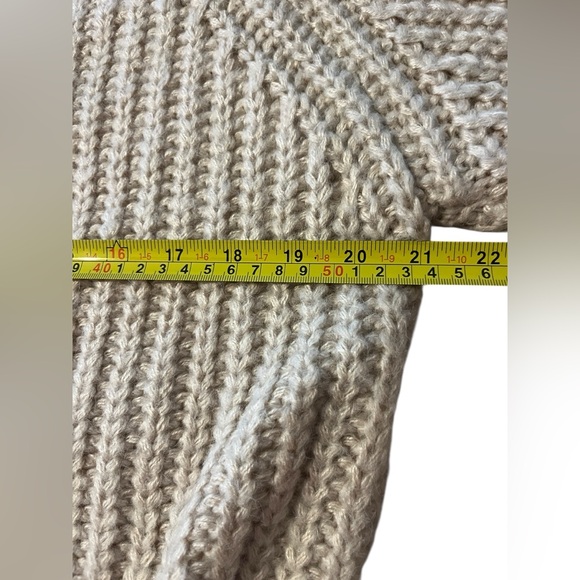 POL Rolled Sleeve Cropped Cozy Cream Knit Sweater Sz S - Picture 5 of 6